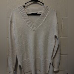 Denver Hayes Tunic V-neck sweater